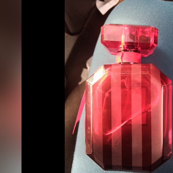 Victoria secret bombshell intense perfume - Picture 5 of 12